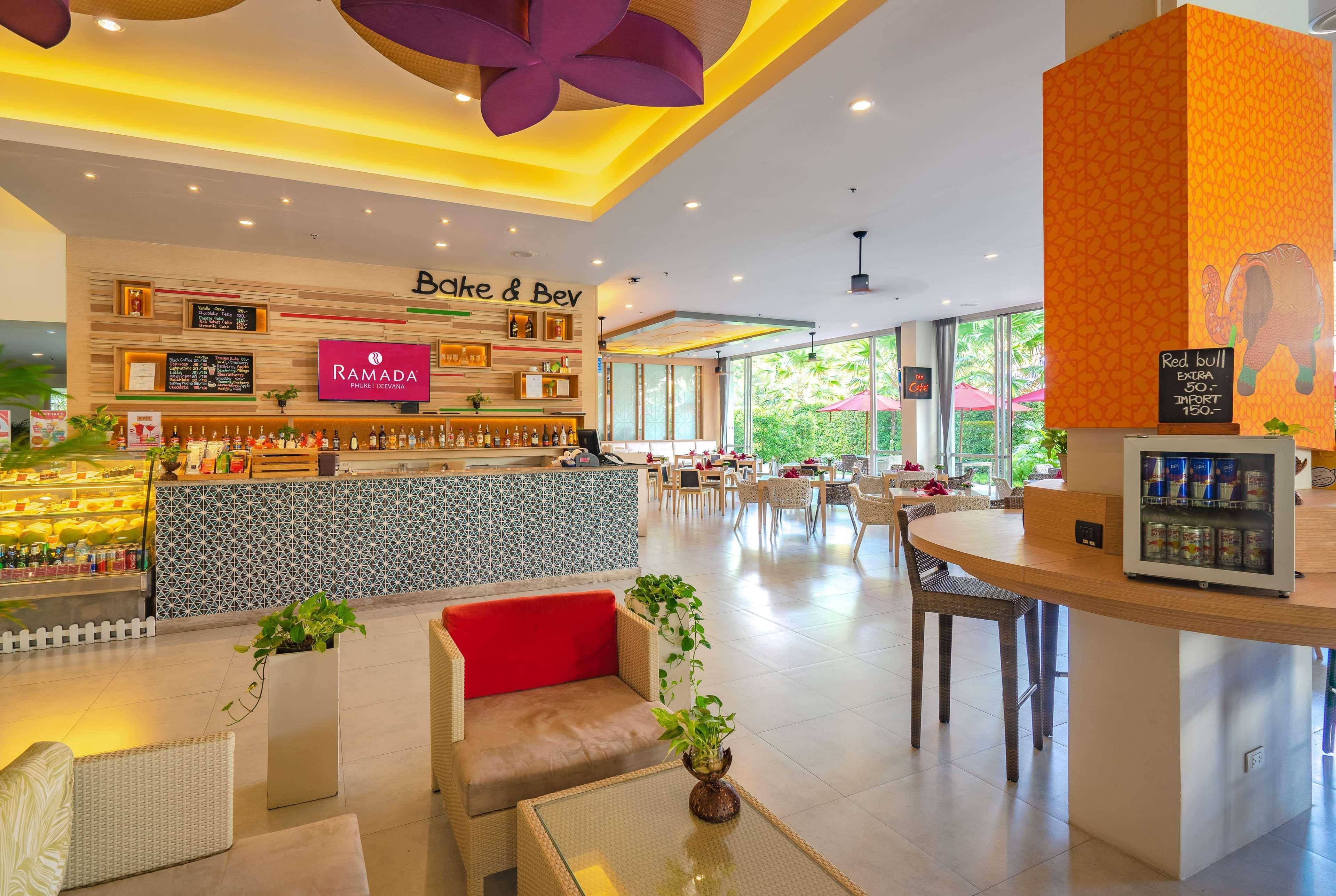 Ramada By Wyndham Phuket Deevana Patong Exterior foto
